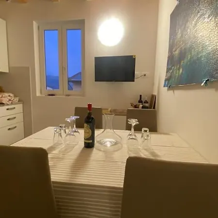 Apartment In Valpolicella Settimo